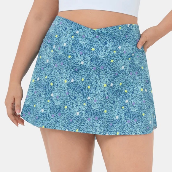 HALARA Dresses & Skirts - Halara Everyday Crossover Side Pocket 2-in-1 Plus Size Tennis Skirt Size 3X